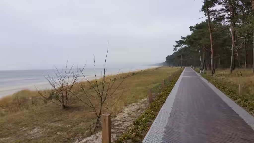 Strandpromenade Richtung Prora