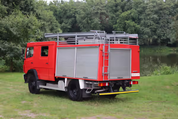 Mercedes 917 AF Heckansicht Basisfahrzeug 1997