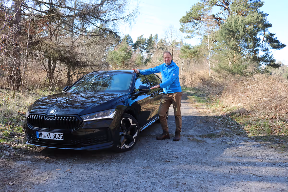 ŠKODA Superb Combi Sportline Seitenansicht