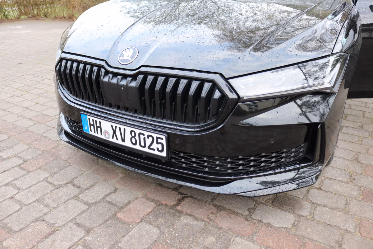 ŠKODA Superb Combi Sportline Gesamtansicht